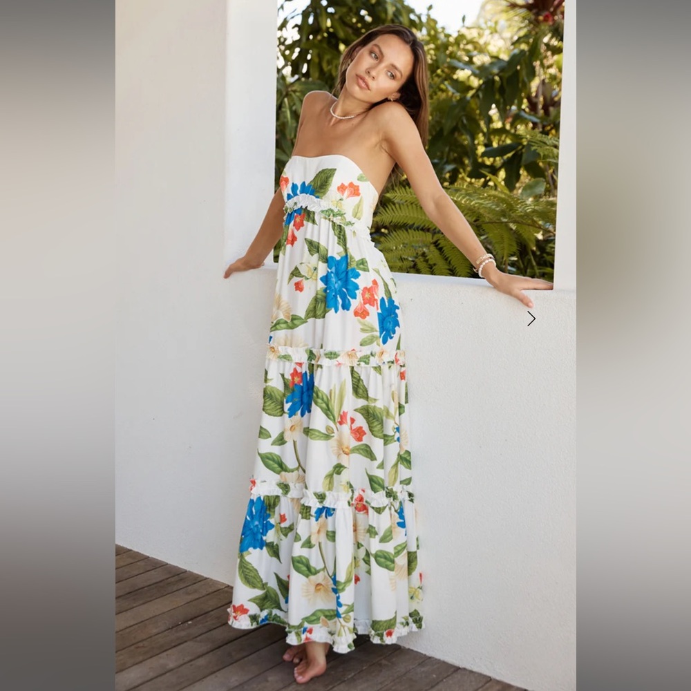 💙💚 BRAND NEW RUNAWAY DARIA MAXI DRESS WHITE FLORAL
